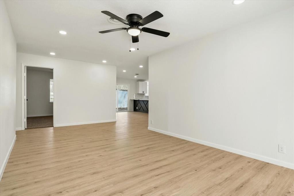 Oakridge Haltom City - Residential