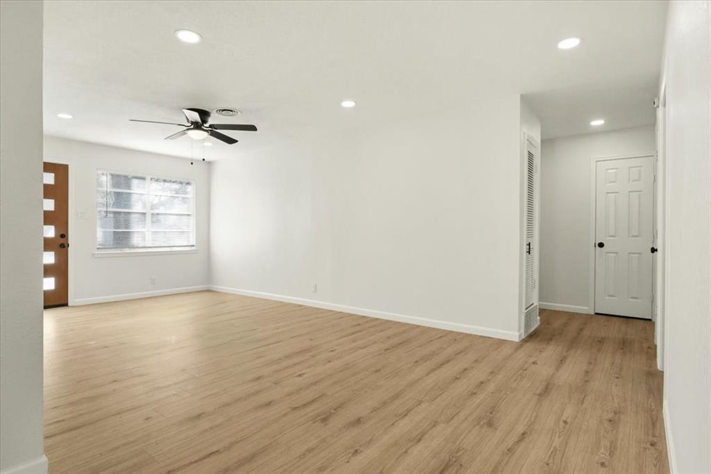 Oakridge Haltom City - Residential