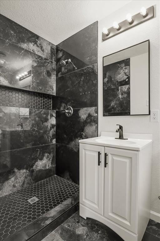 Oakridge Haltom City - Residential