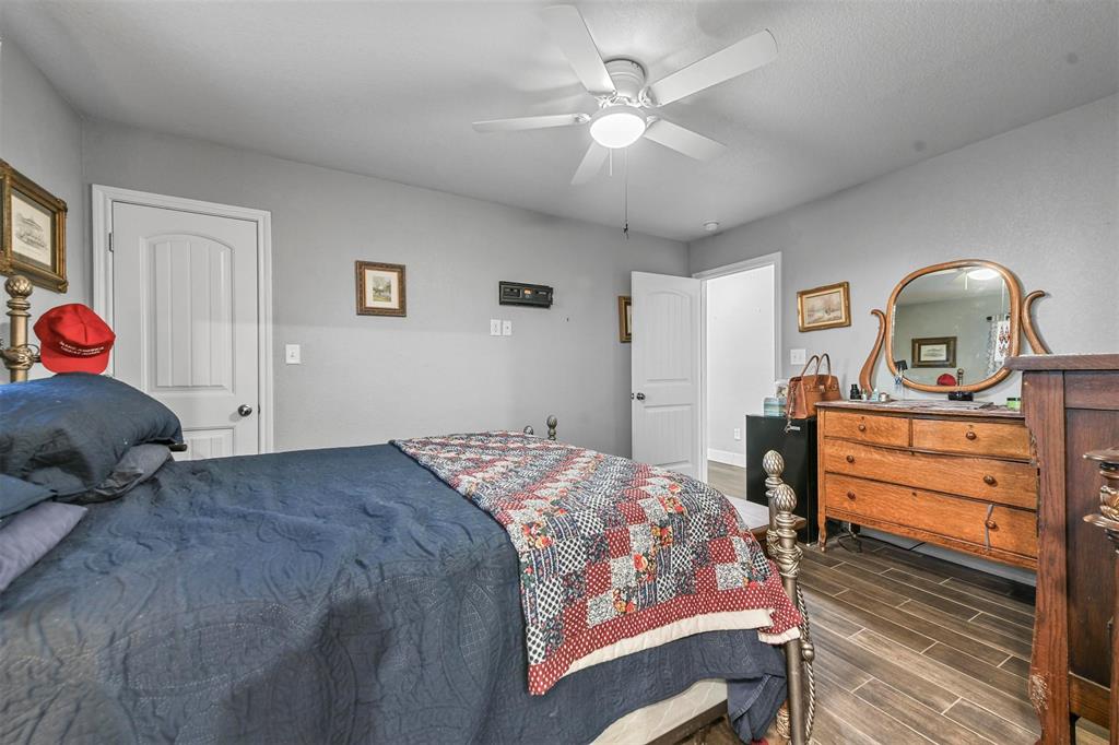 Donald Meadows - Residential