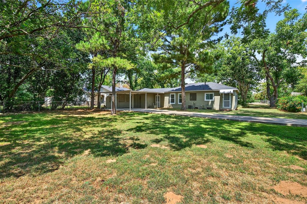 2226 Loy Lake Road