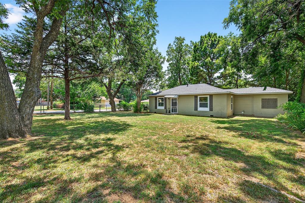 2226 Loy Lake Road