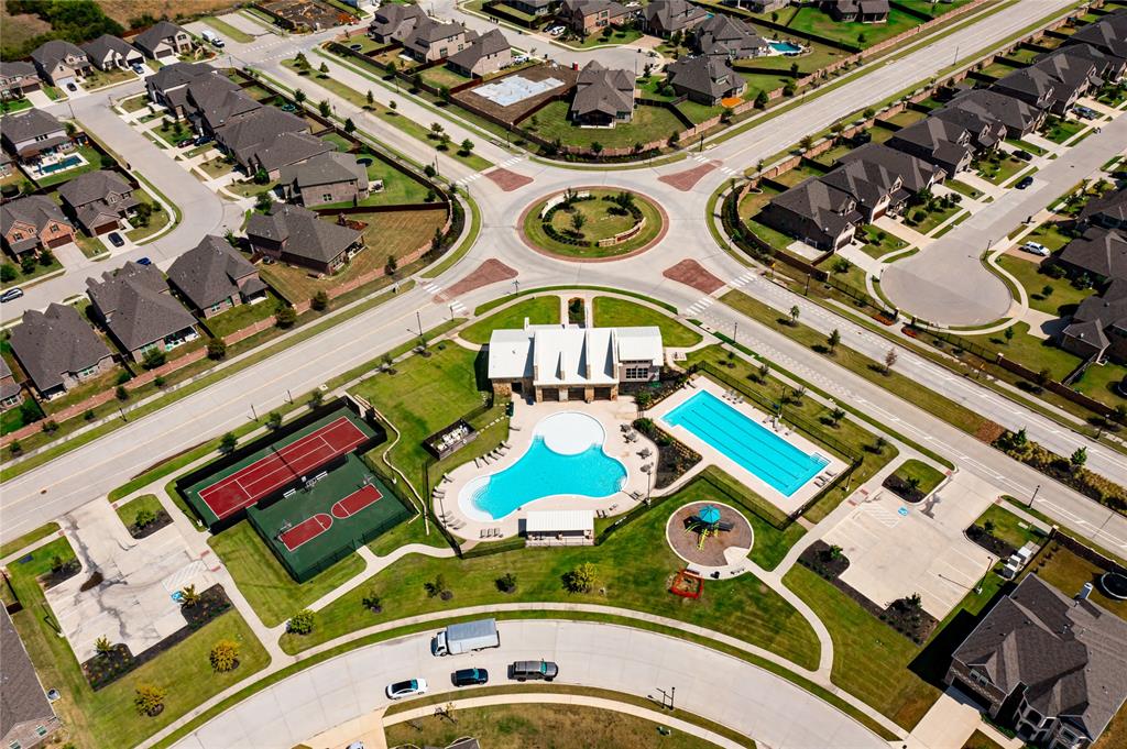 Creeks of Legacy - Residential