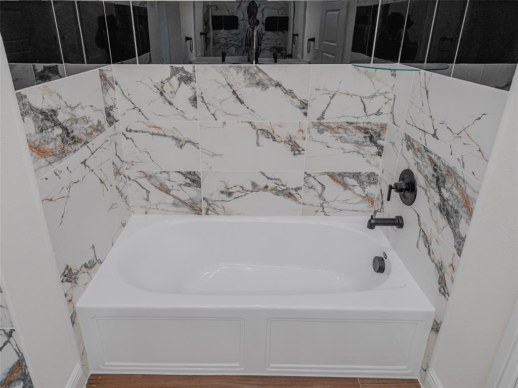 R Hunnicutts - Residential