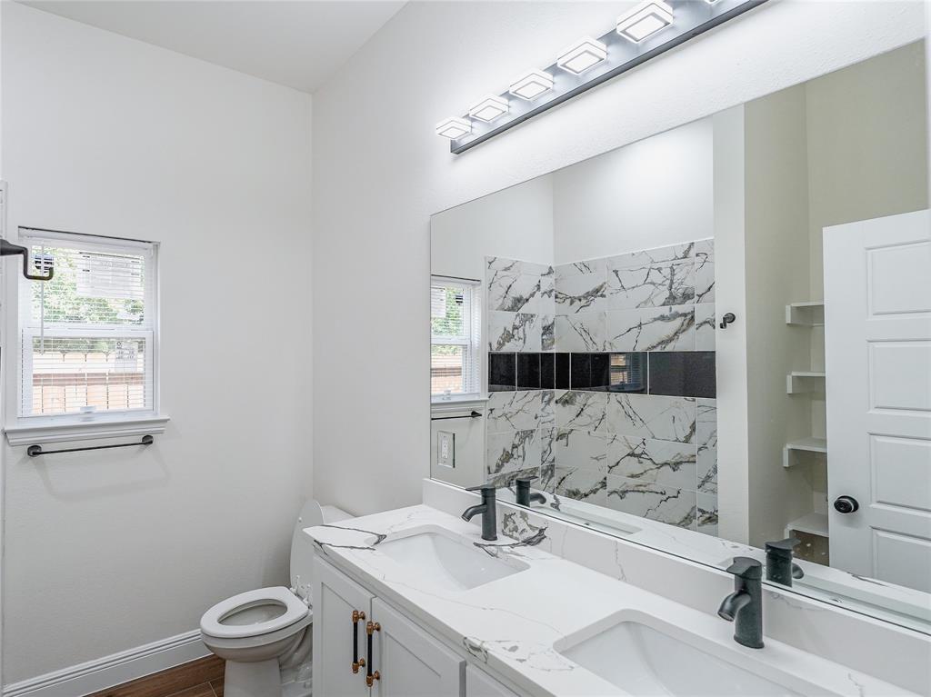 R Hunnicutts - Residential