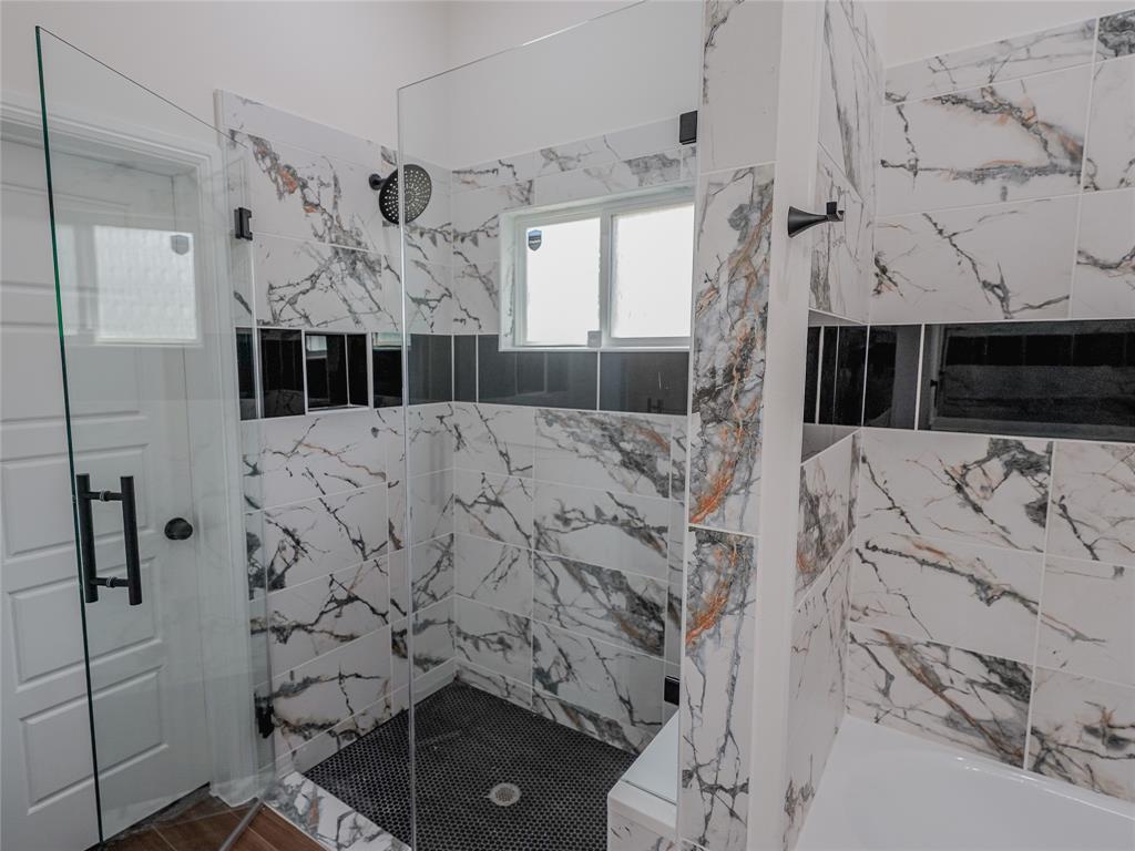 R Hunnicutts - Residential