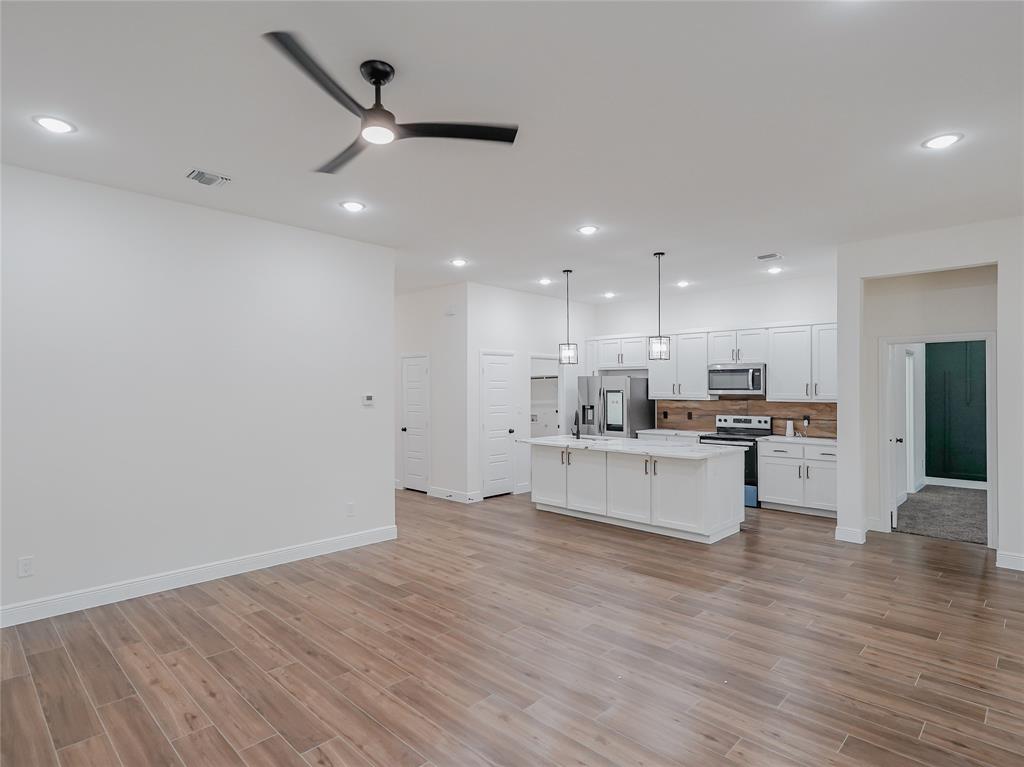 R Hunnicutts - Residential