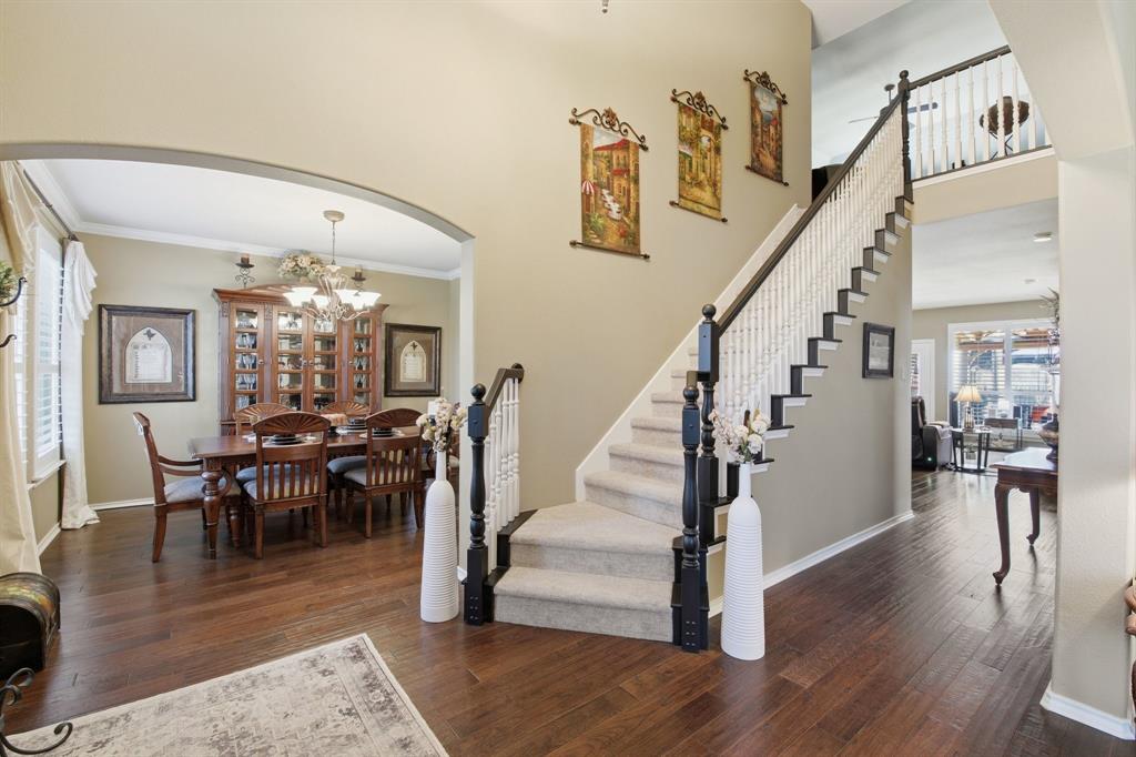 1117 Crestview Drive