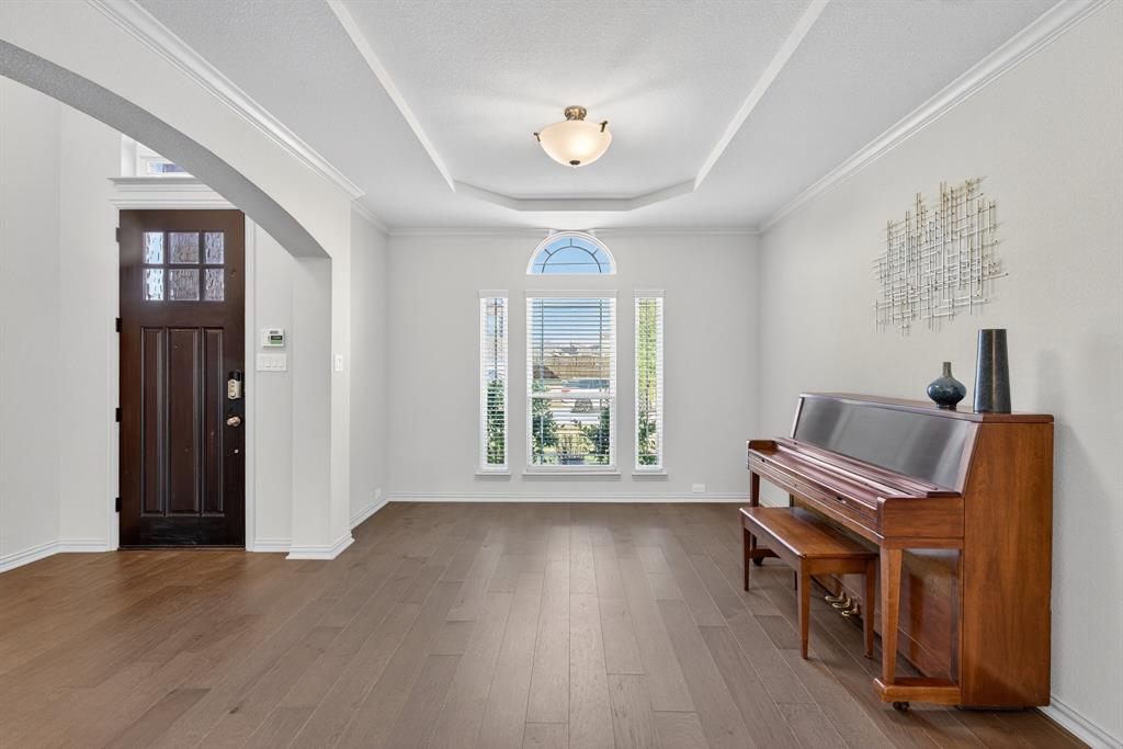 1526 Spring Hill Drive