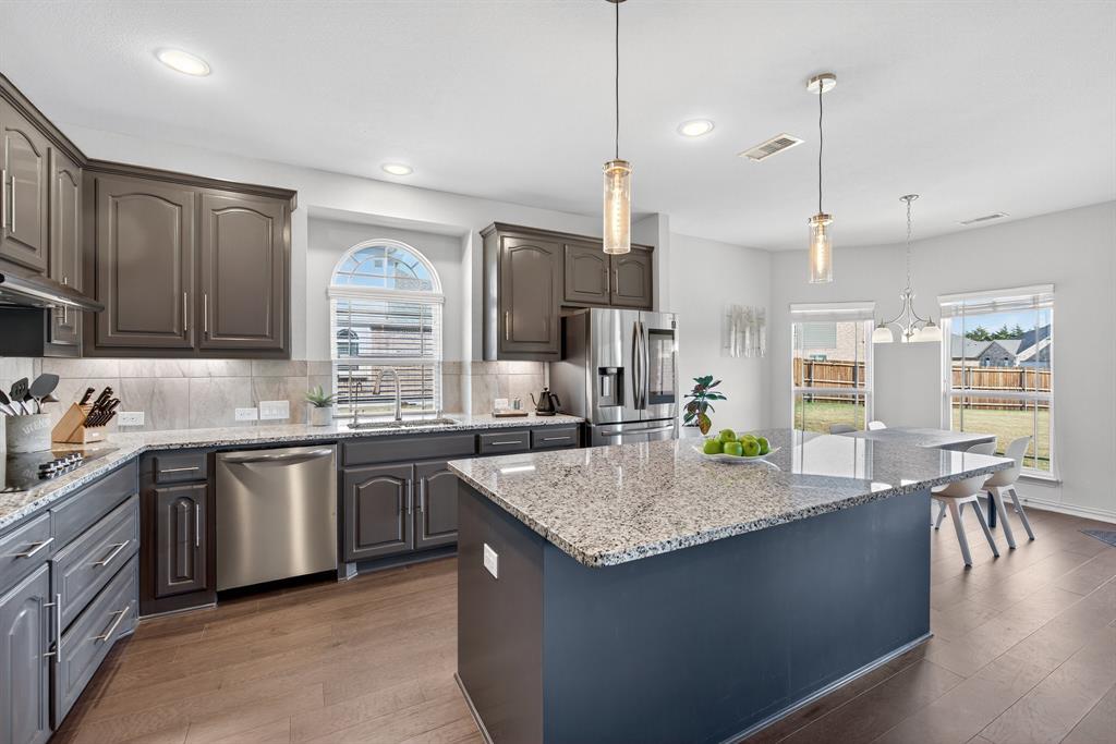 1526 Spring Hill Drive