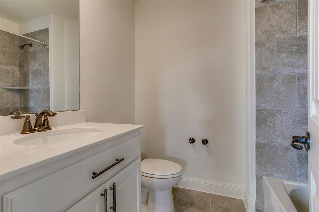 Valencia On The Lake Ph 1 - Residential