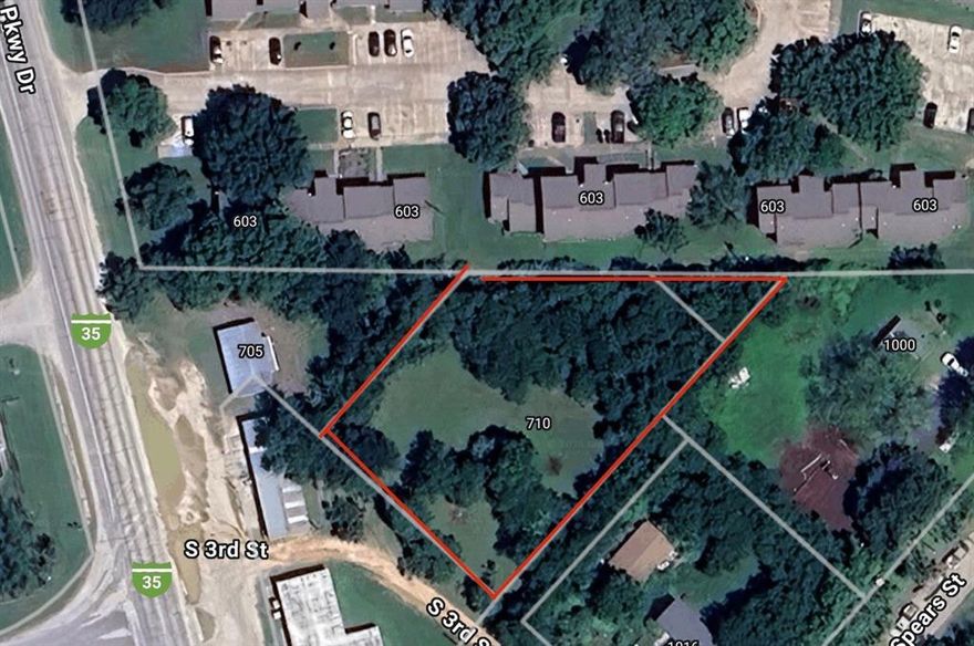 This attractive lot features tall mature trees which  offers privacy.  Prospective buyers are advised to consult with the city regarding applicable building ordinances and requirements. Buyers and their agents are encouraged to verify all zoning and land use restrictions with the appropriate city authorities.