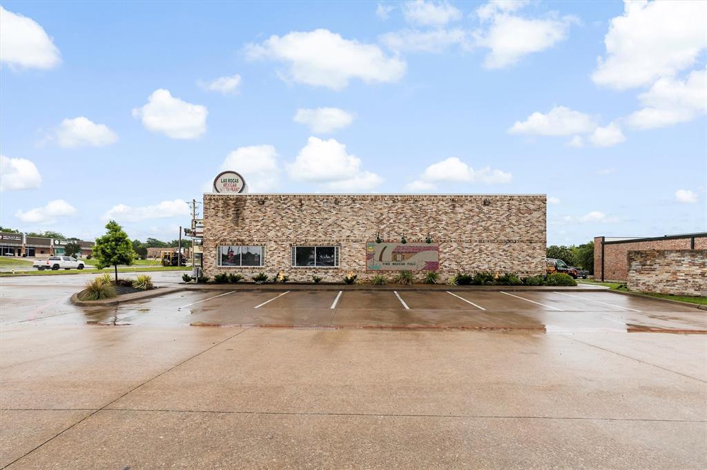 133 W Princeton Drive