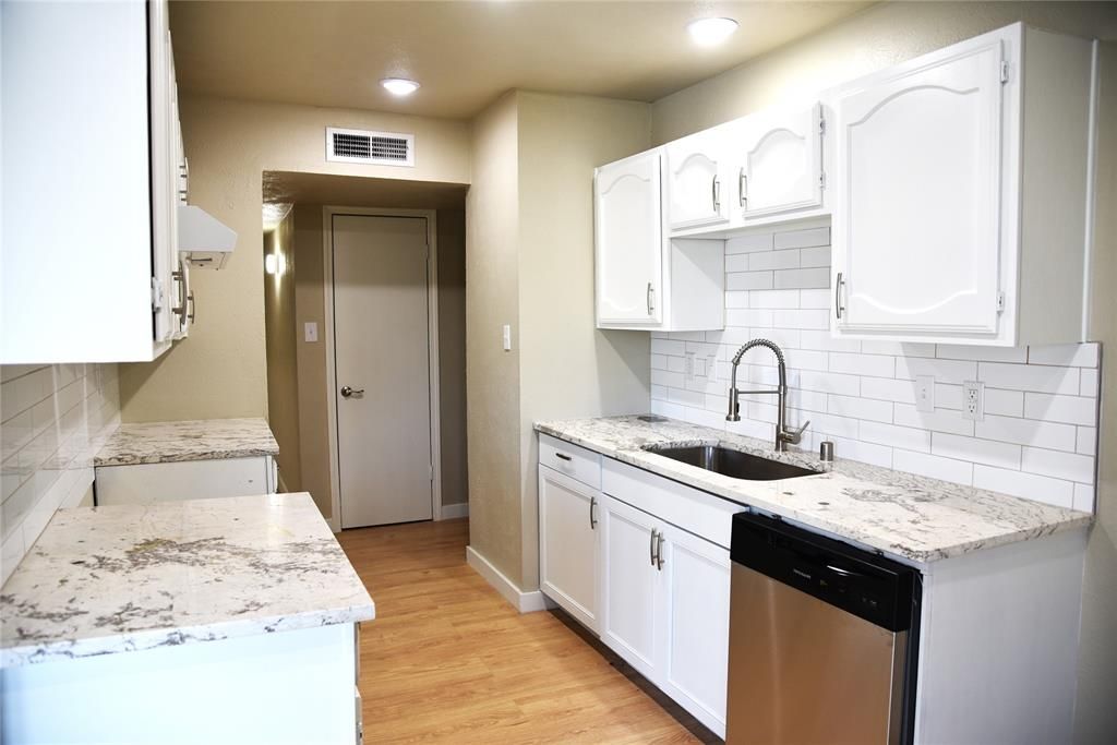 Photo of 2833 Miller Place, Mesquite, TX 75150 (MLS # 21040305)