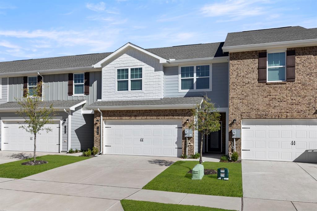 Coyote Meadows - Residential