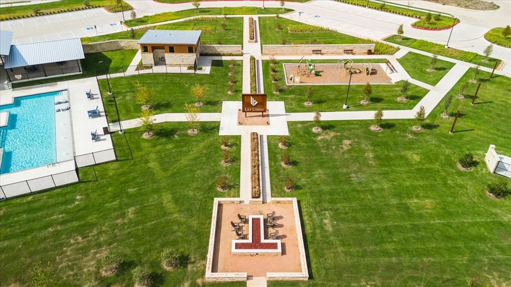 Las Lomas - Residential