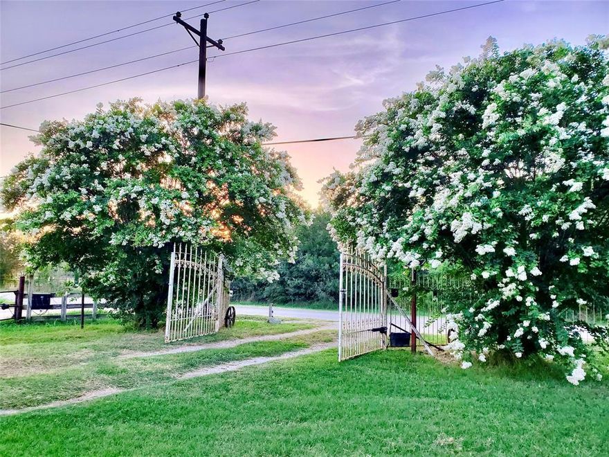 Own this peaceful 3-bed, 2-bath, 1,772-sq-ft home on 0.98 acres, plus the adjacent 0.48-acre lot (MLS: 21078882)—1.46 acres total. Enjoy a covered front porch, eat-in kitchen with gas range and oven, large living room, separate dining room, and spacious bedrooms. There is a 400-sq-ft shed with a half bath, and parking includes a 2-car garage . Located in the quiet lakeside community of Whippoorwill Bay, the property features a classic wrought-iron fence and crepe myrtle–lined driveways on both lots. The community also includes a boat ramp and a playground. Utilities are ready: electric through Tri-County Co-Op, water provided by Aqua Texas, and fiber internet is available. Best of all, no HOA dues and no city taxes. You’re just minutes from multiple Lake Granbury access points for boating, fishing, kayaking, or relaxing by the water. Whether you’re seeking a primary residence, weekend escape, or an investment with room to expand, this 1.46-acre offering delivers space, flexibility, and the lake lifestyle in a well-established community.
SELLER CONCESSIONS AVAILABLE!

The seller is managing the offer process through FinalOffer.com. All offers must be submitted directly on the platform. Quickly search the property address and click the Make an Offer button to follow the prompts and submit your offer in minutes. A step-by-step guide is available in the disclosure section. The Final Offer concierge team will reach out to you directly, or you can call them at 617-639-1912 for US. Note: The seller reserves the right to add a Final Offer button at any time, which will secure the property at the specified price and terms. You can also save the property to receive real-time offer alerts.