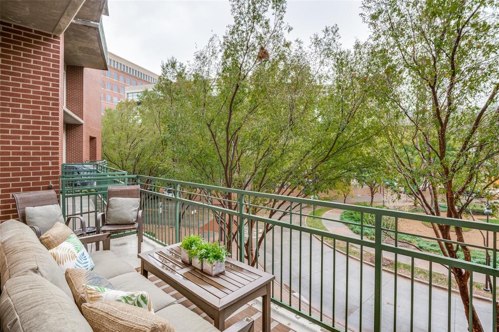 Aventura Condos - Residential