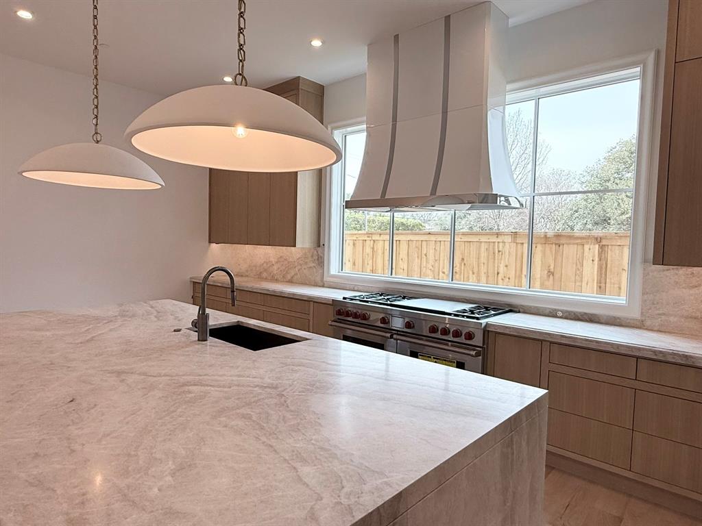 3429 Bryn Mawr Drive