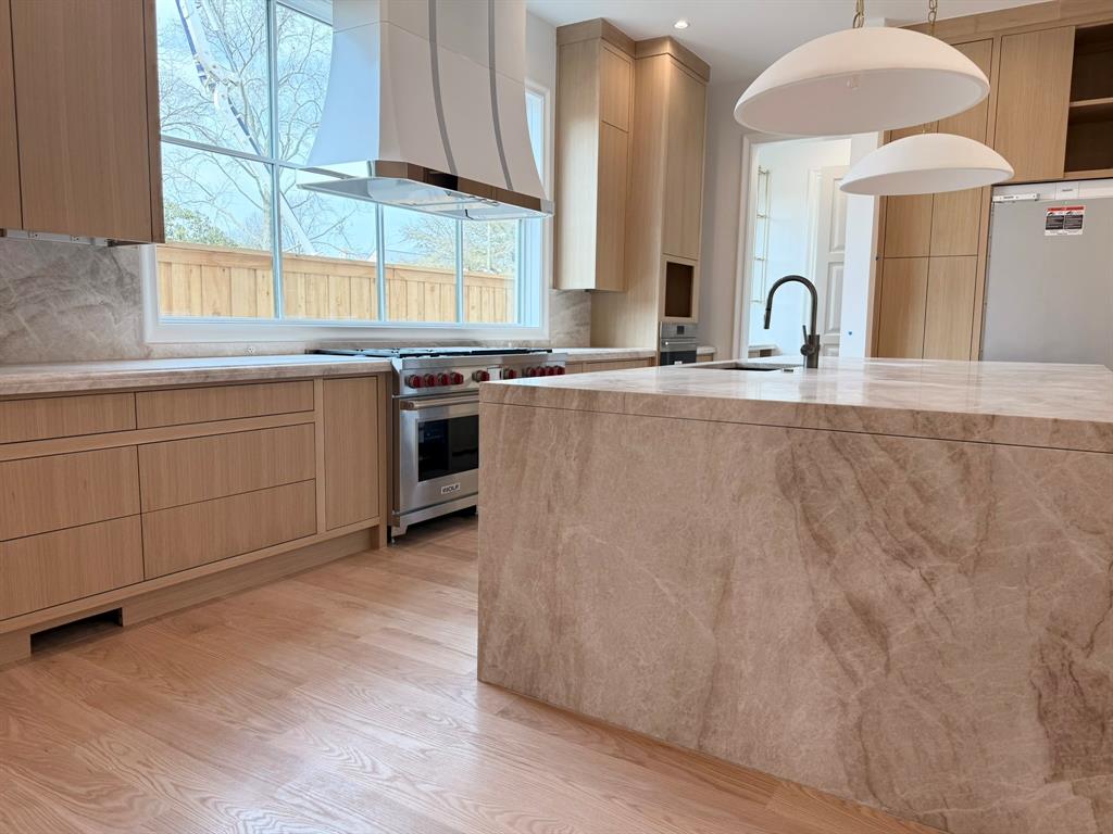 3429 Bryn Mawr Drive