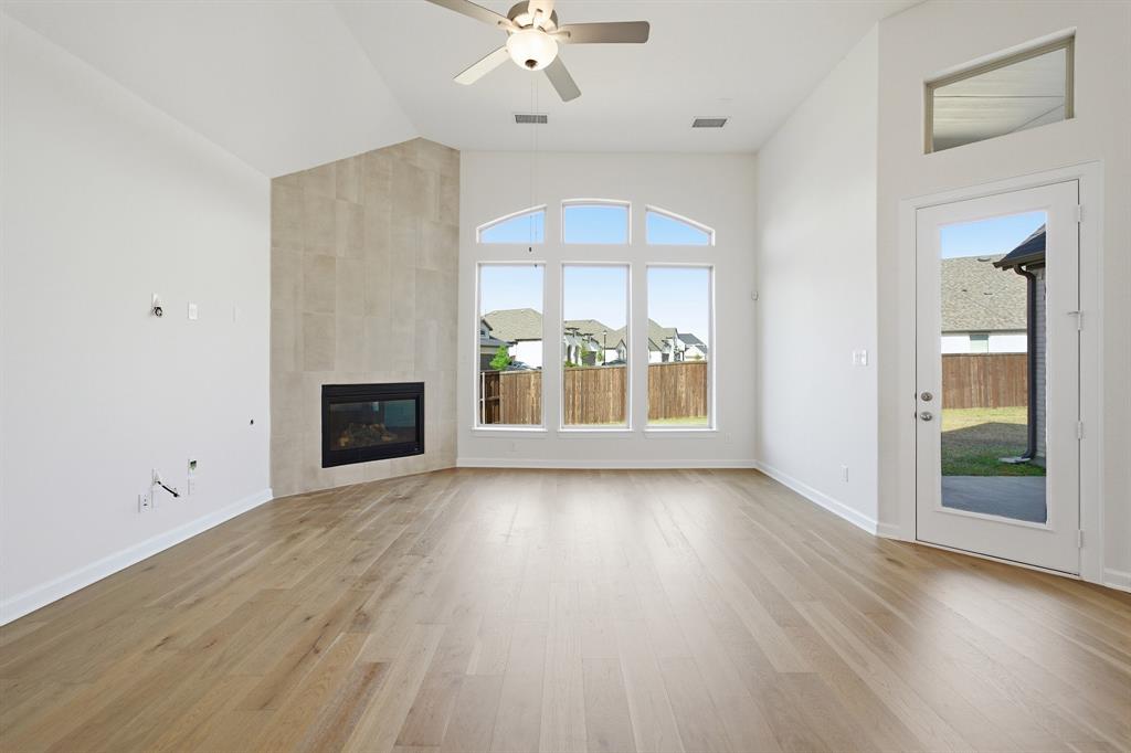 Sonoma Verde - Residential