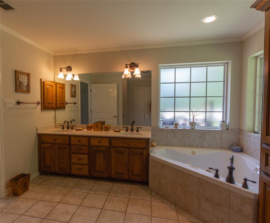 McGuffin N - Residential