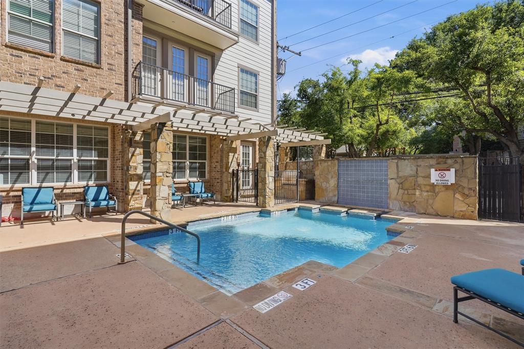 Westview Condos - Residential