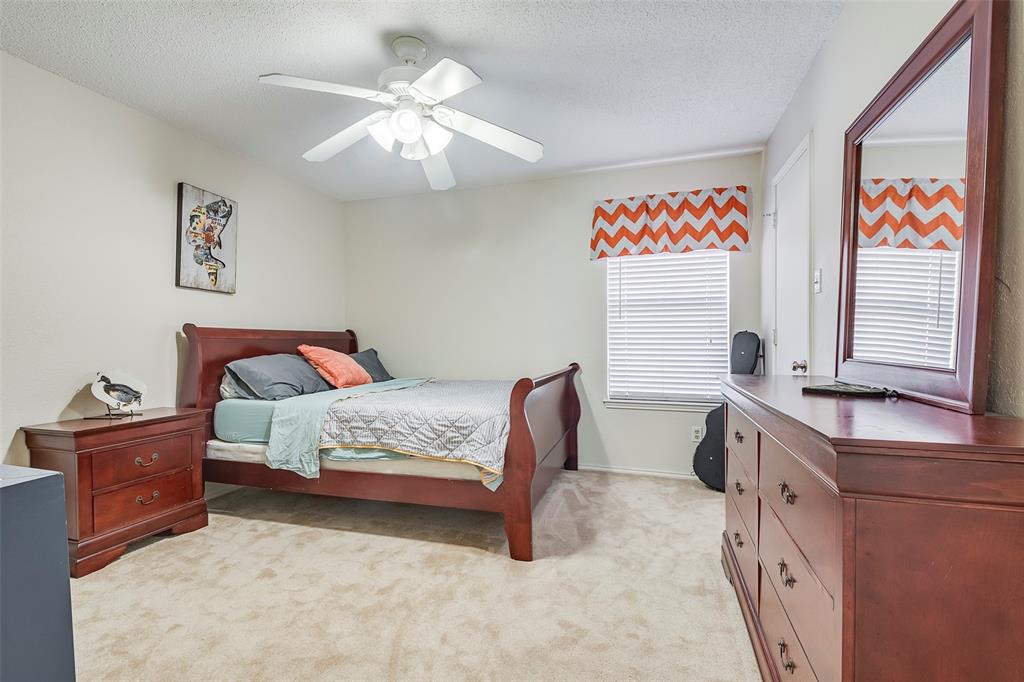 De Cordova, Texas 76049, United States, 2 Bedrooms Bedrooms, ,3 BathroomsBathrooms,Residential,Pending,83404