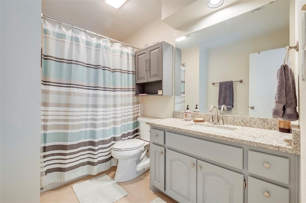 De Cordova, Texas 76049, United States, 2 Bedrooms Bedrooms, ,3 BathroomsBathrooms,Residential,Pending,83404