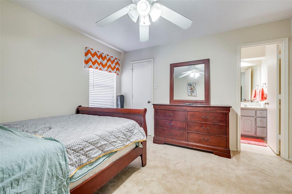 De Cordova, Texas 76049, United States, 2 Bedrooms Bedrooms, ,3 BathroomsBathrooms,Residential,Pending,83404