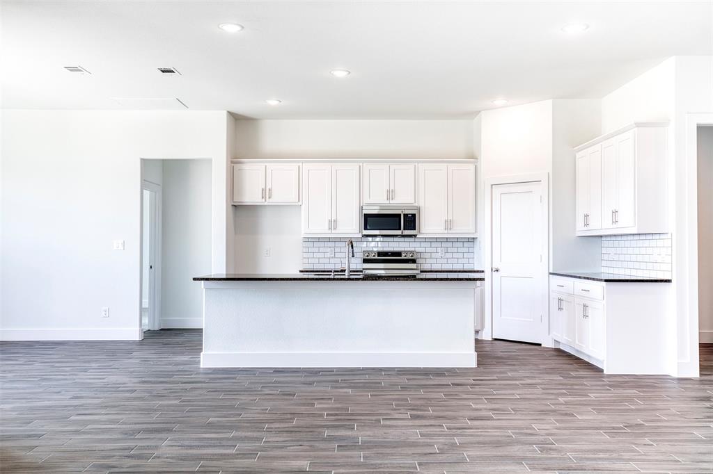 Mustang Place-Ph II - Residential