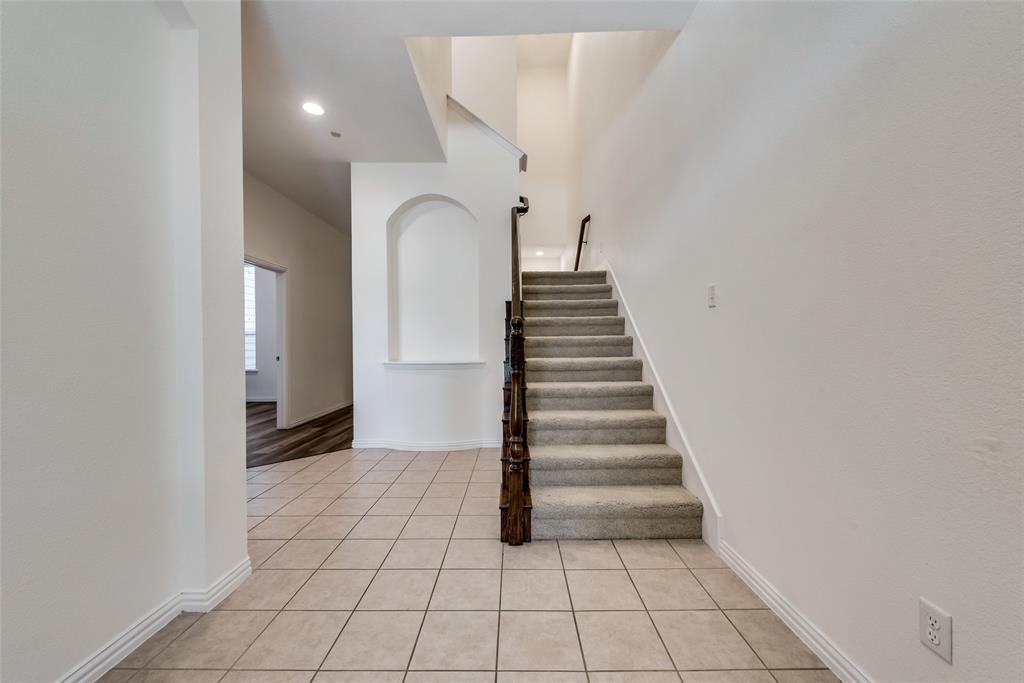 1930 Loma Alta Drive