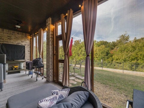 Tiny photo for 921 Hearthside Way, McKinney, TX 75071 (MLS # 21396074)