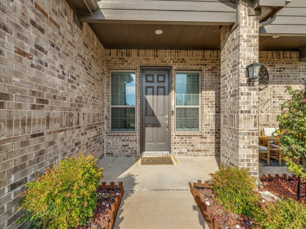 921 Hearthside Way