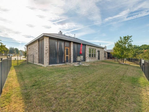 Tiny photo for 921 Hearthside Way, McKinney, TX 75071 (MLS # 21396074)
