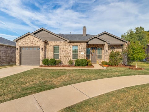 Photo of 921 Hearthside Way, McKinney, TX 75071 (MLS # 21396074)