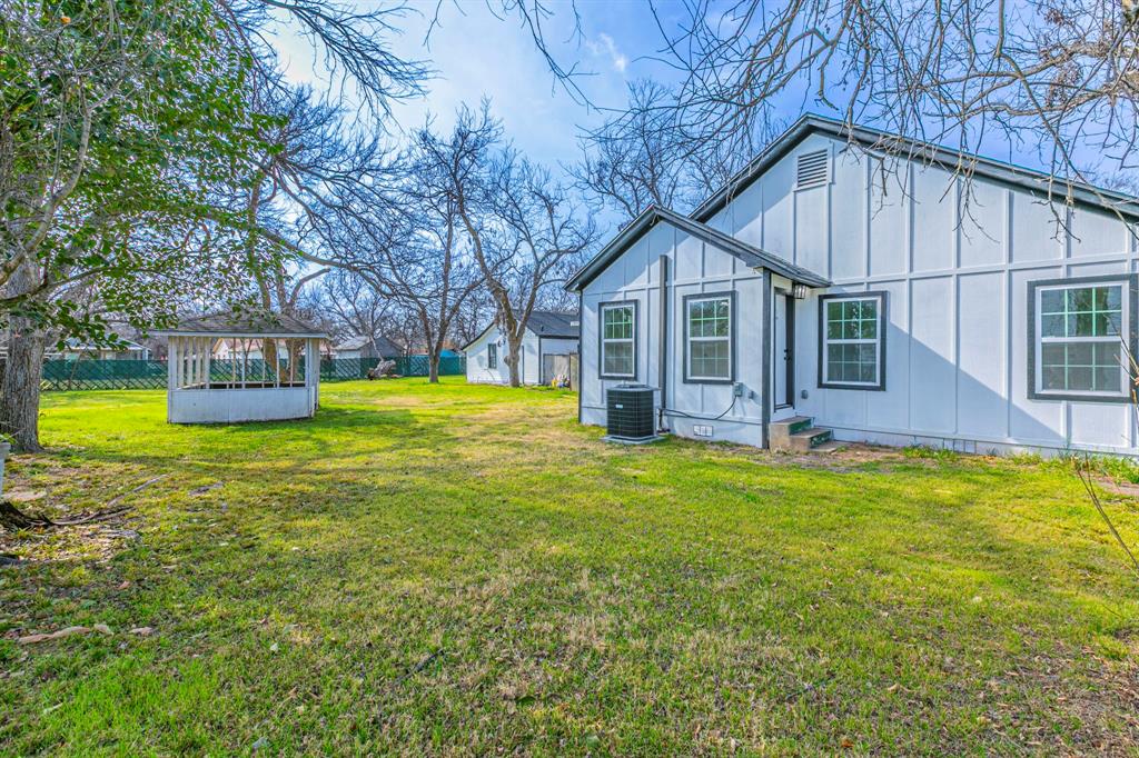 Hogan H - Residential