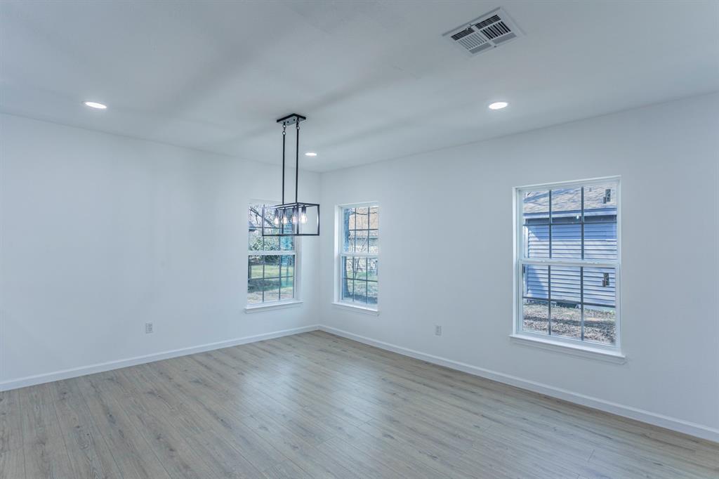 Hogan H - Residential