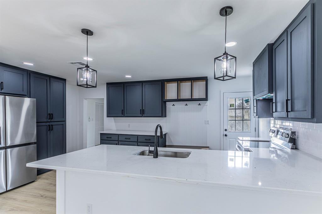 Hogan H - Residential