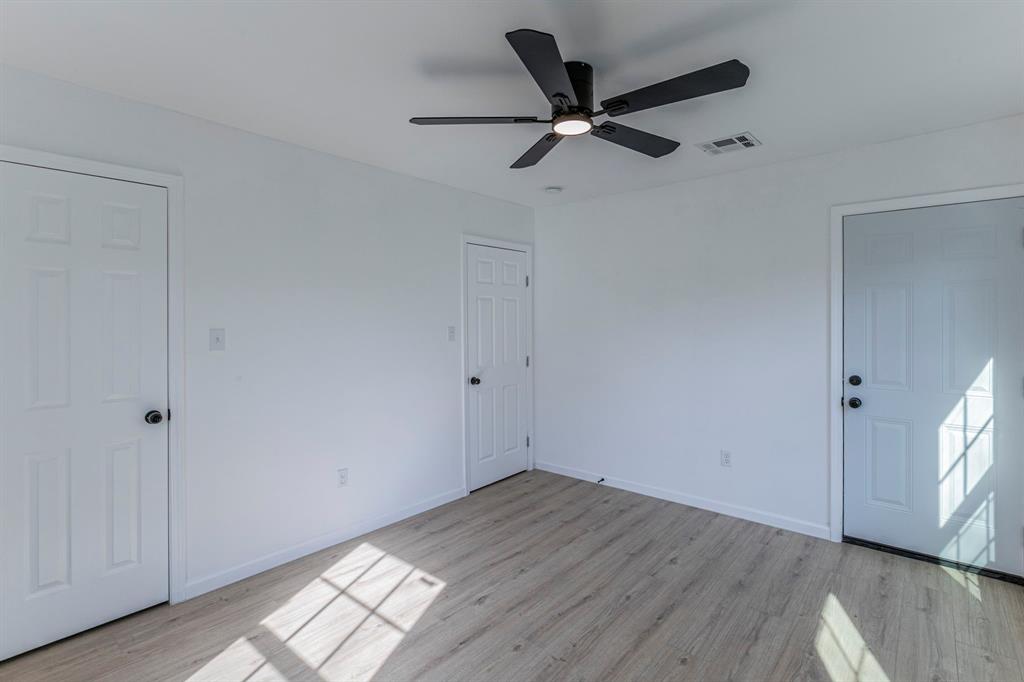 Hogan H - Residential