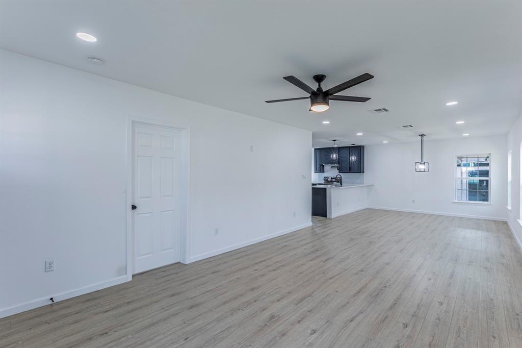 Hogan H - Residential