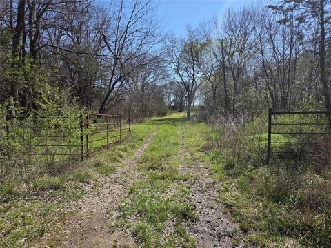 294 County Road 2809 Honey Grove TX 75446