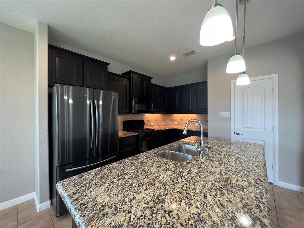 Hawthorne Mdws - Residential Lease