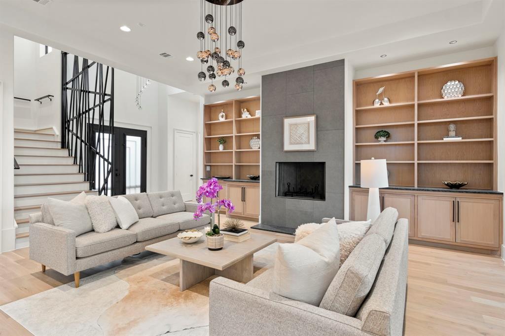 Meadowdale - Residential