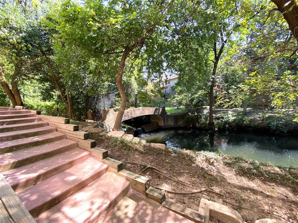 River Oaks Condos - Residential