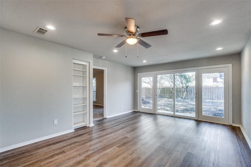 515 N Winding Oaks Drive