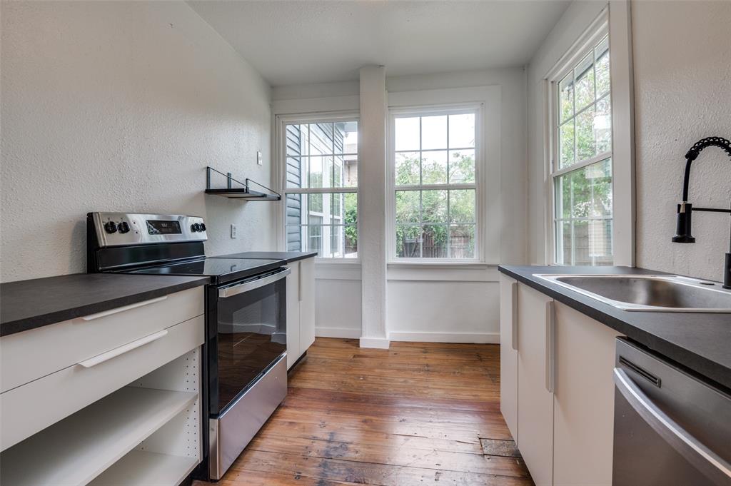 Dallas Land & Loan 03 - Residential Lease