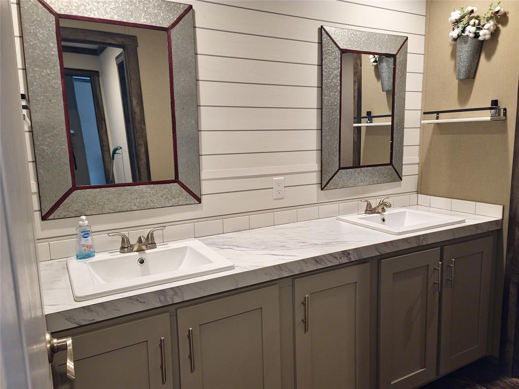 R Lawson A-375 - Residential