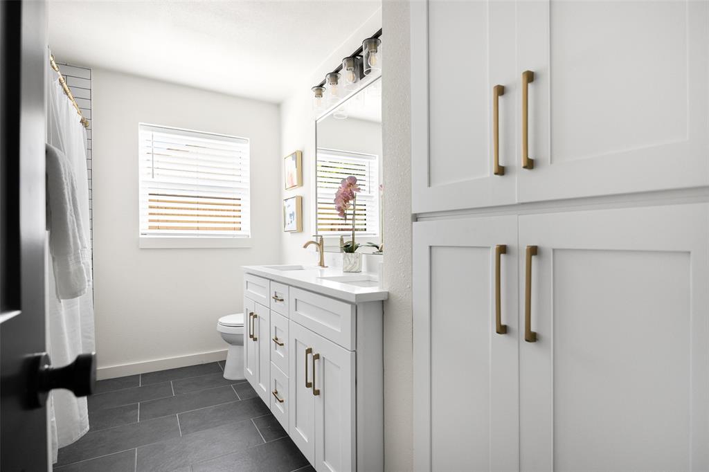 University Terrace Rev - Residential