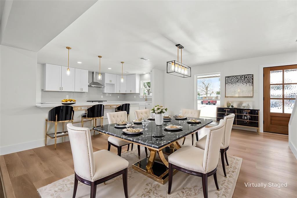 929 E Berkeley Drive